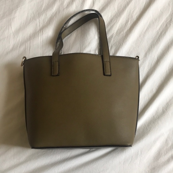 Olive 🫒 Green Handbag - Picture 4 of 9